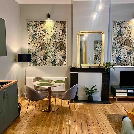 Apartment L'haussmannien-place Du Marche, Marches De Bueren Liege